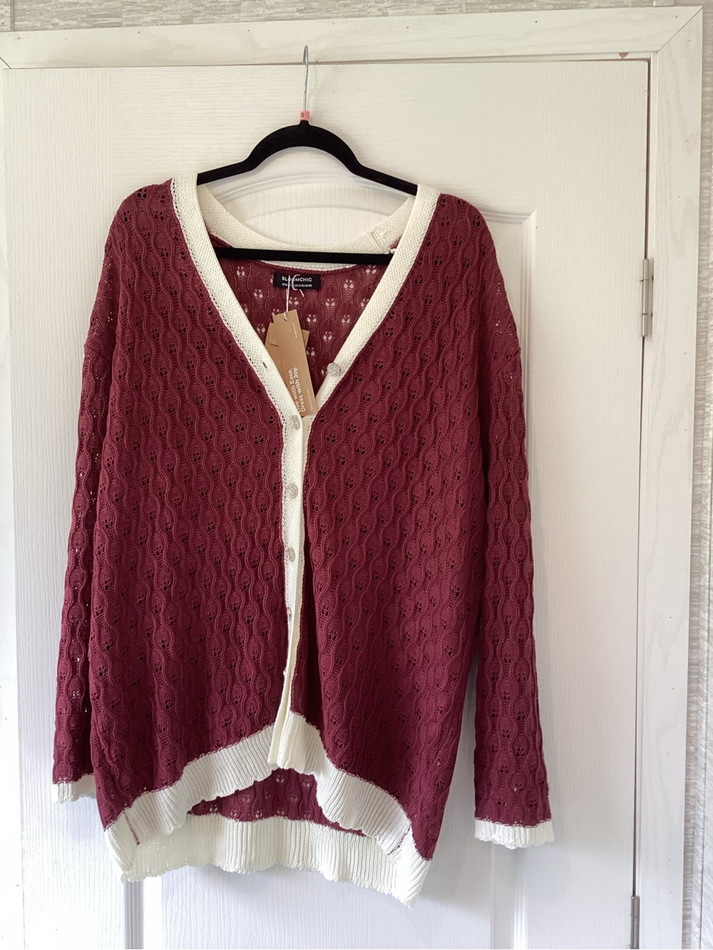BloomChic Maroon Cardigan with Cream Trim 18/20 BNWT